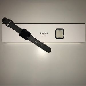 APPLE WATCH SERIES 3